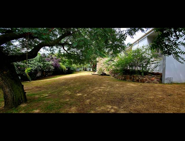 4 BEDROOM FREEHOLD FOR SALE IN REYNO RIDGE